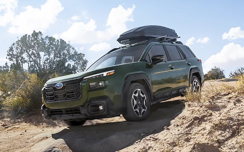How Hands-Free Driving Assist on the 2026 Subaru Outback eases I-75 and I-696 fatigue around Troy, MI