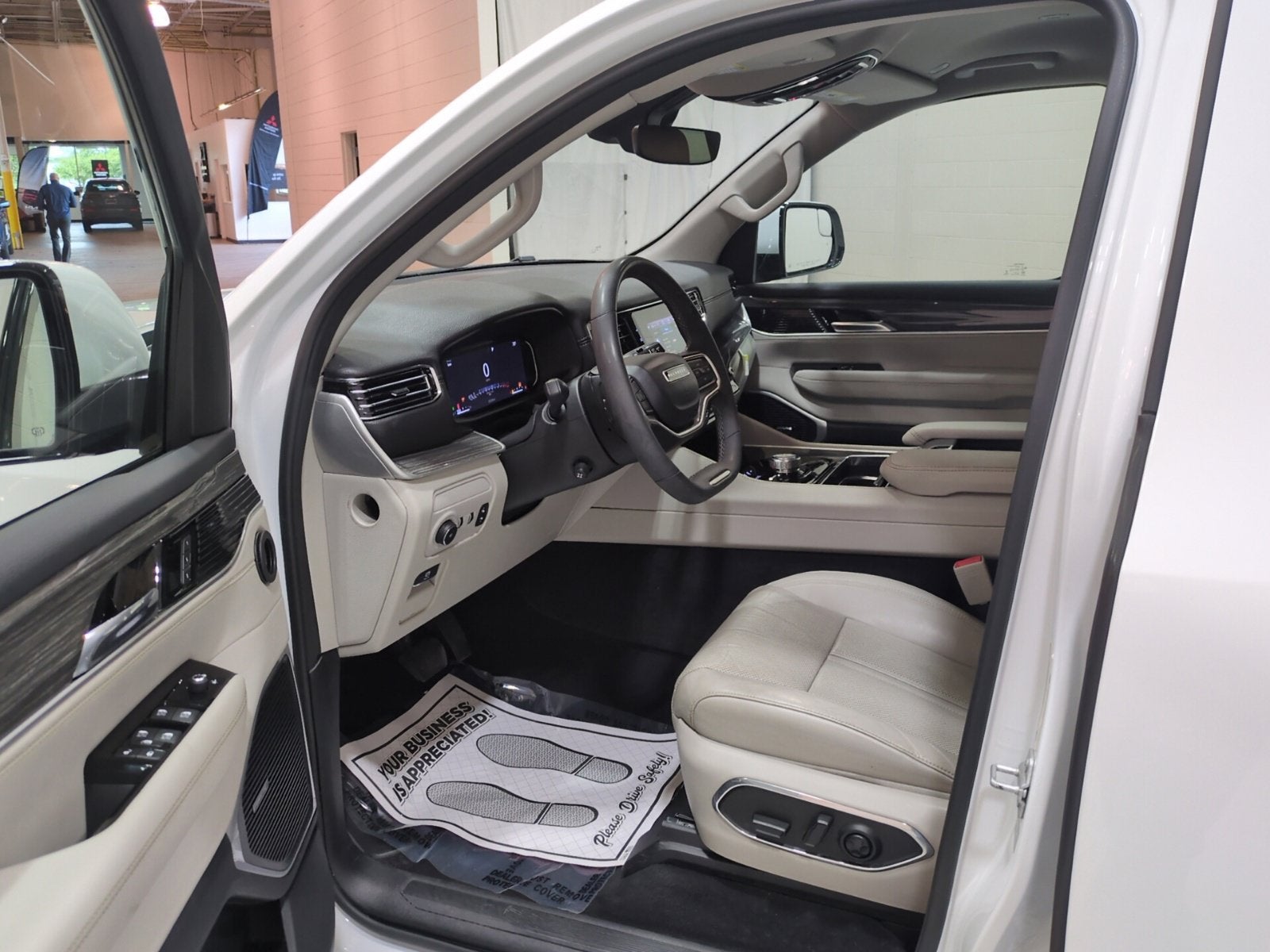 2022 Jeep Wagoneer Series II
