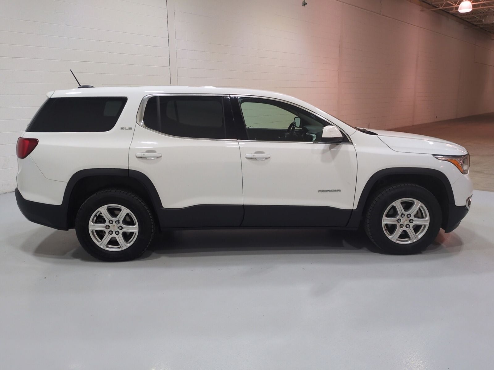2018 GMC Acadia SLE-1