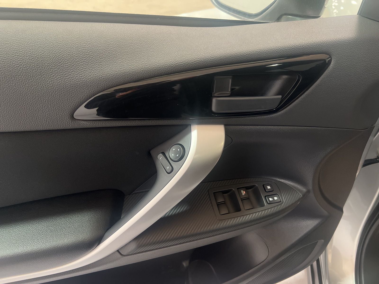 2026 Mitsubishi Eclipse Cross ES