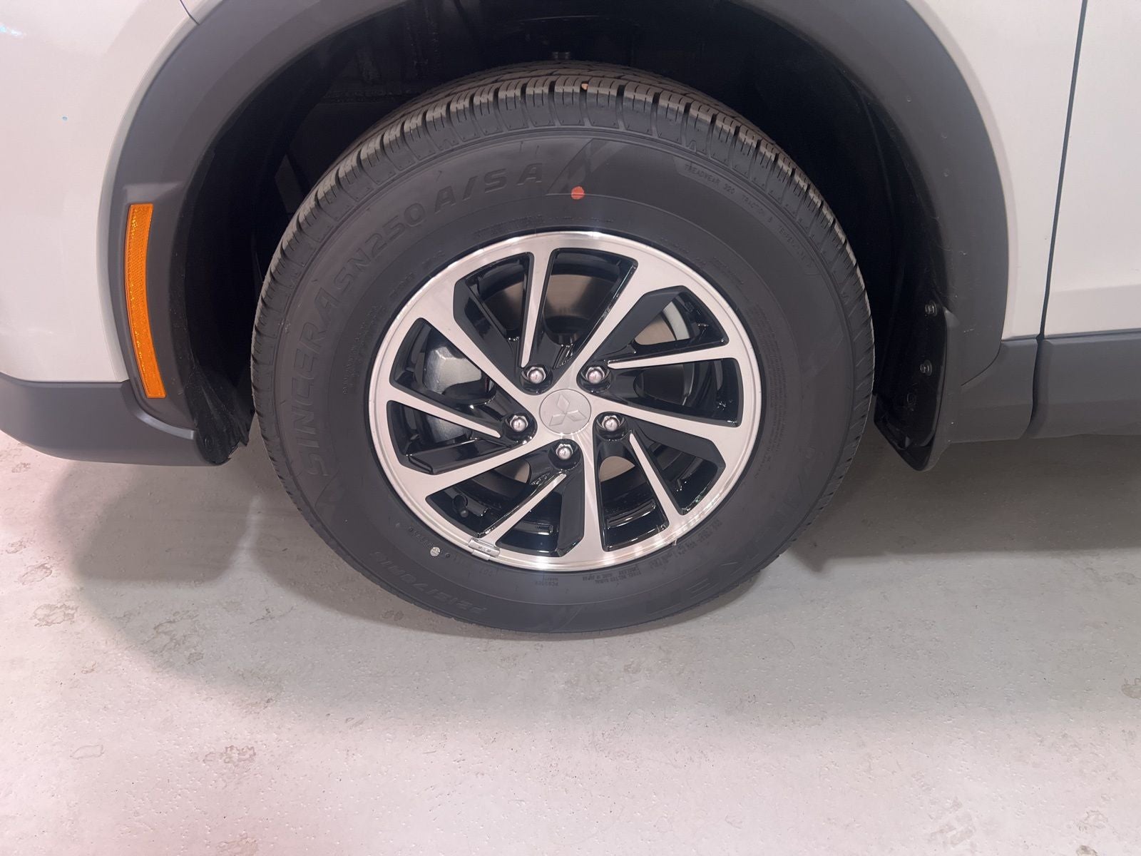 2026 Mitsubishi Eclipse Cross ES