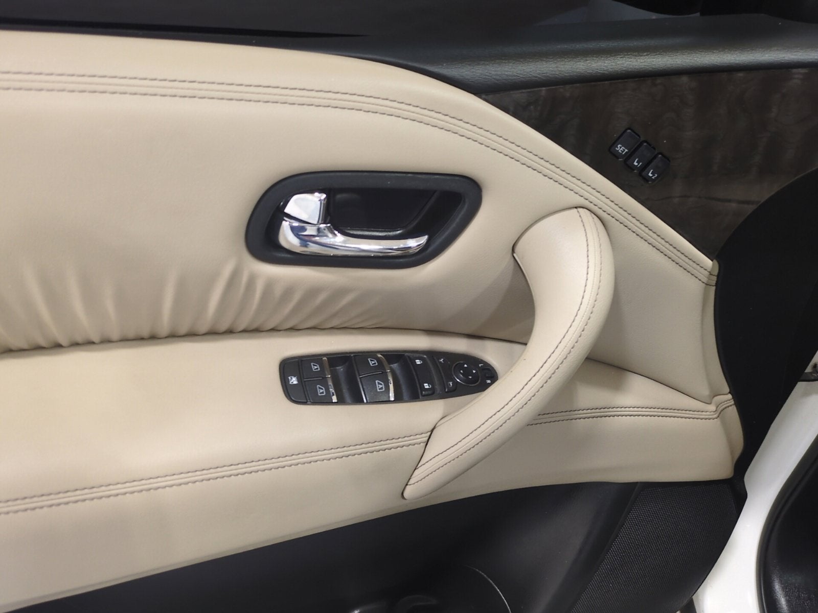 2022 Nissan Armada Platinum