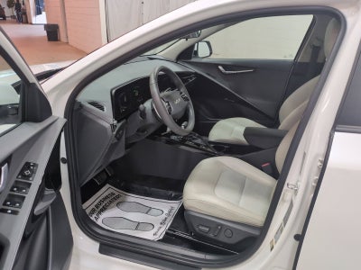 2024 Kia Niro EX Touring