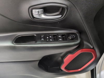 2015 Jeep Renegade Trailhawk